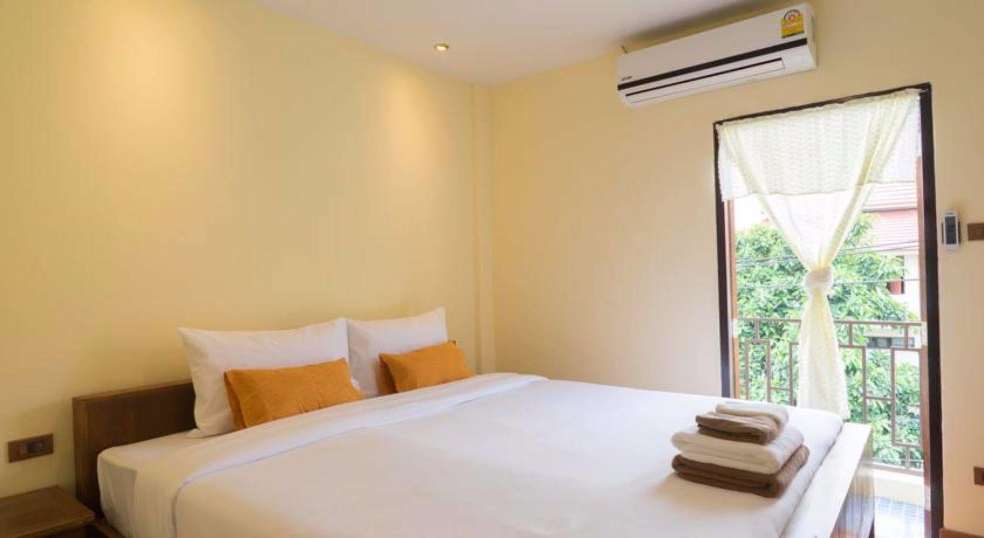 Manon Sleepeatdrink Bed & Breakfast Chiang Mai Ngoại thất bức ảnh